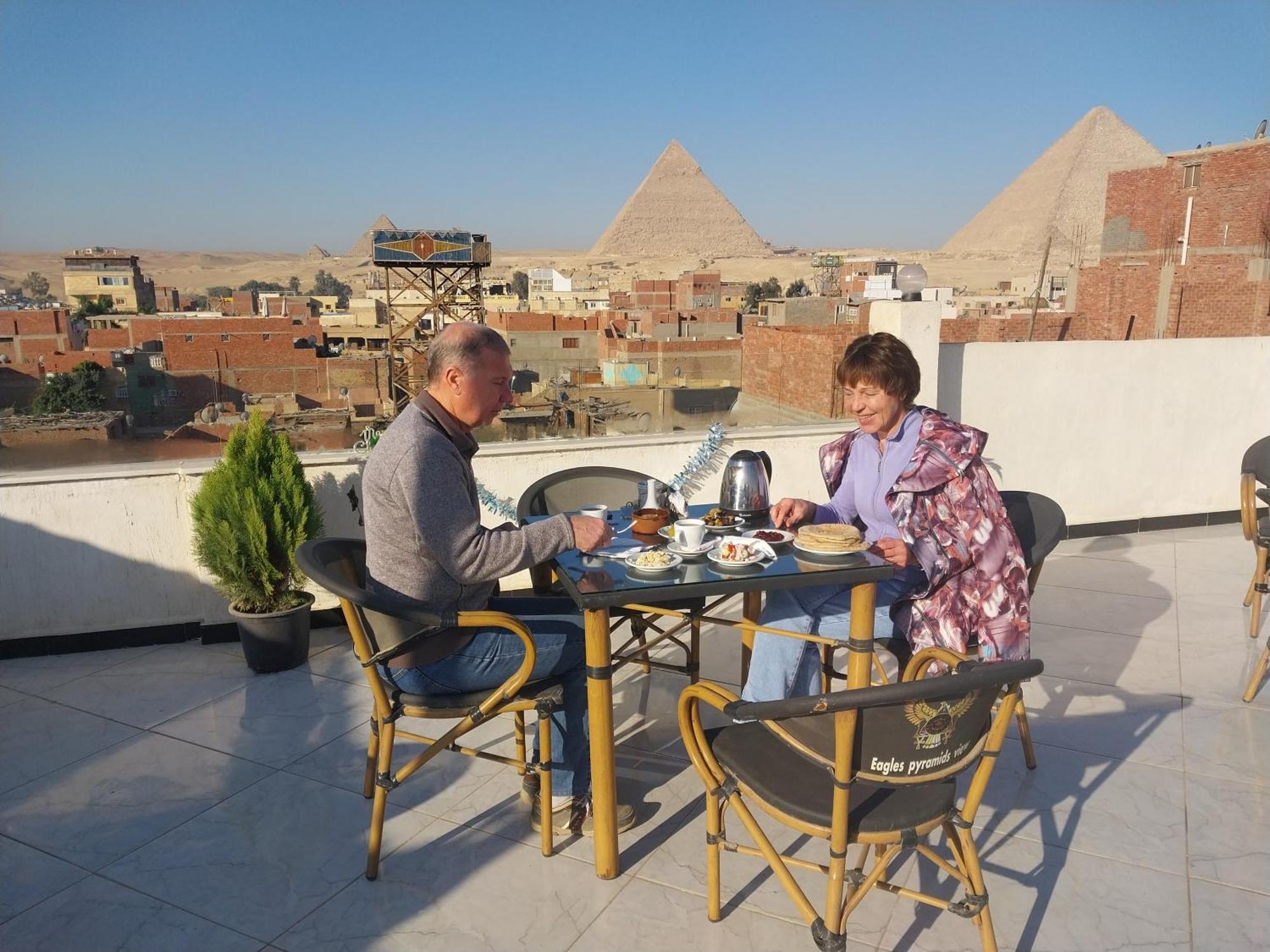 Eagles Pyramids View 호텔 Kafret el-Gabal 외부 사진